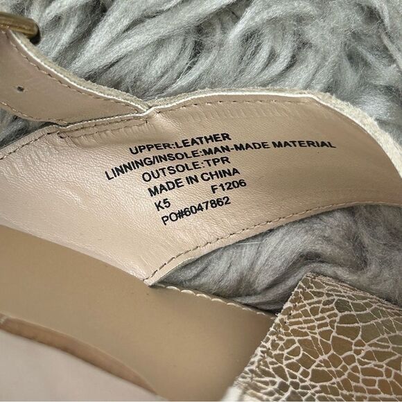 J. Crew Crewcuts metallic criss cross sandals girl’s shoe size 5 - Picture 4 of 5